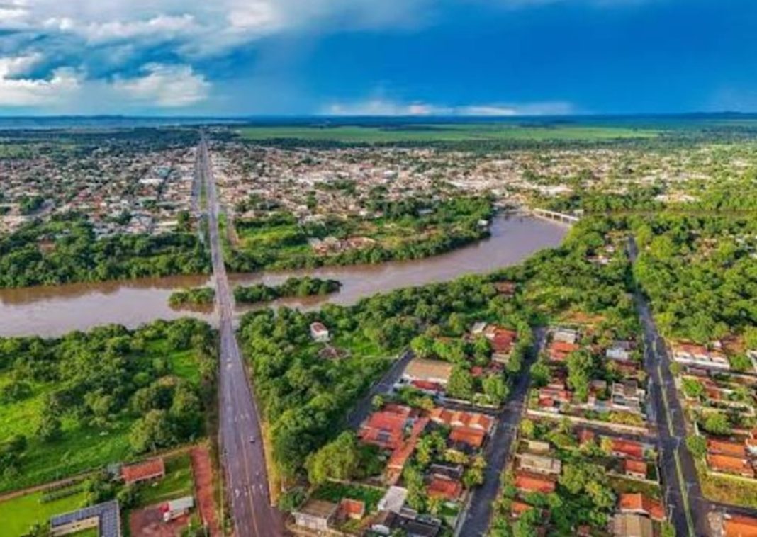 um-forno:-cidade-em-mato-grosso-bate-recorde-de-calor-no-brasil-com-43,3°c