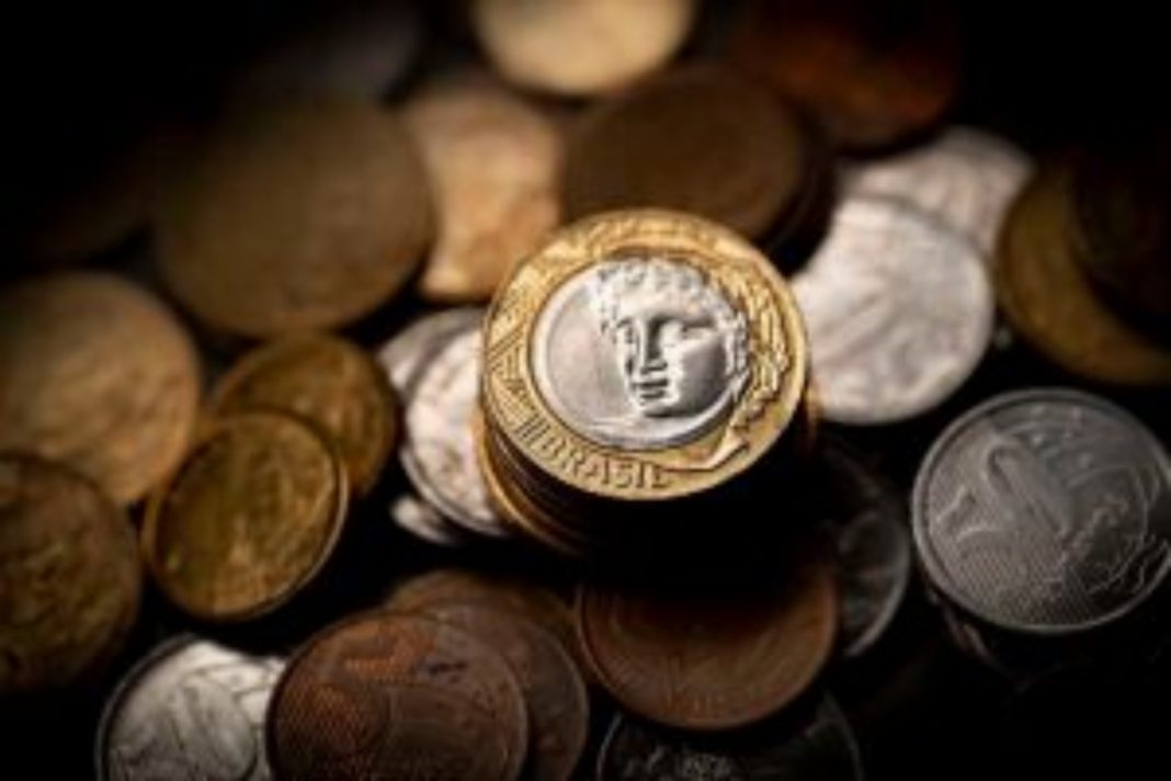 contas-do-governo-registram-deficit-de-r$-13,6-bilhoes-em-agosto