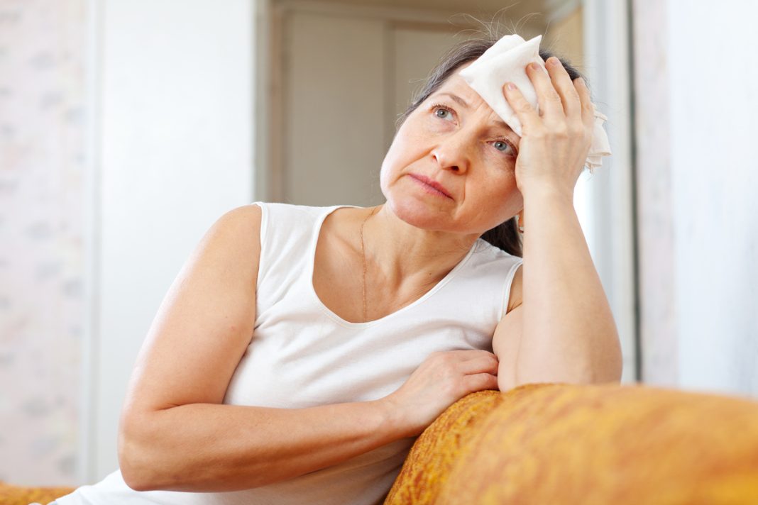 menopausa-altera-proteinas-no-sangue-ligadas-ao-alzheimer,-aponta-estudo