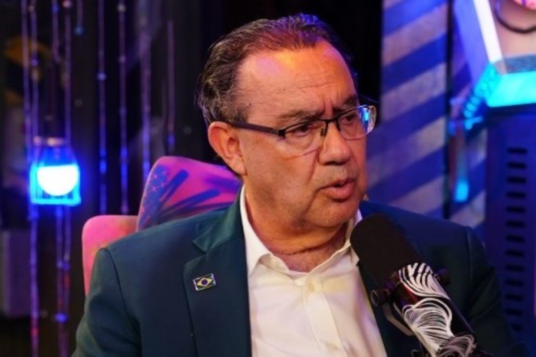 cury-diz-que-flavio-e-de-centro-ou-esquerda:-“nao-e-tanto-de-direita”