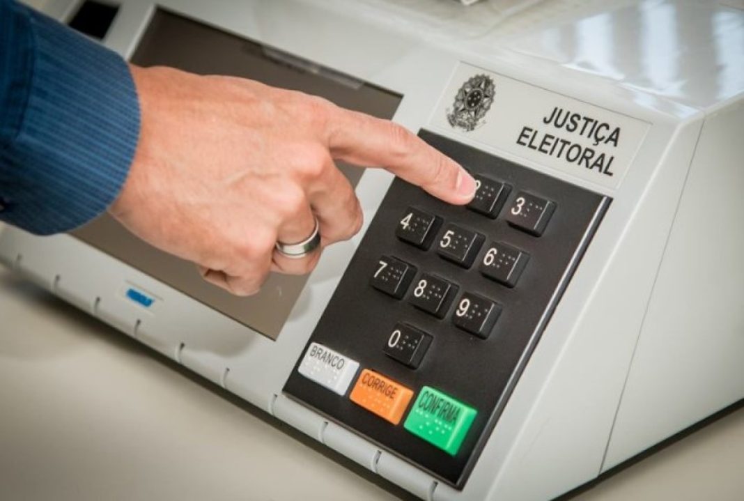 brasil-tenta-se-blindar-de-interferencia-dos-eua-nas-eleicoes-2026,-diz-nyt