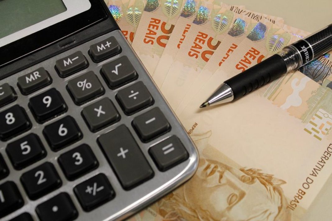 stj-autoriza-penhora-de-salario-para-quitacao-de-divida-civil