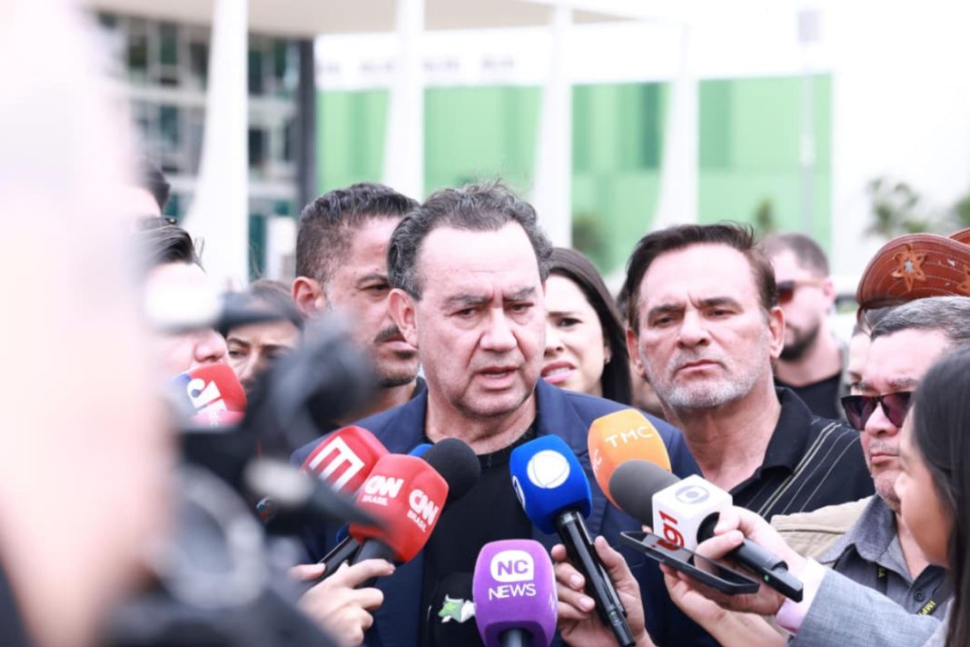 cury-critica-flavio:-“tinha-tudo-para-ir-ao-debate,-mesmo-com-renan”