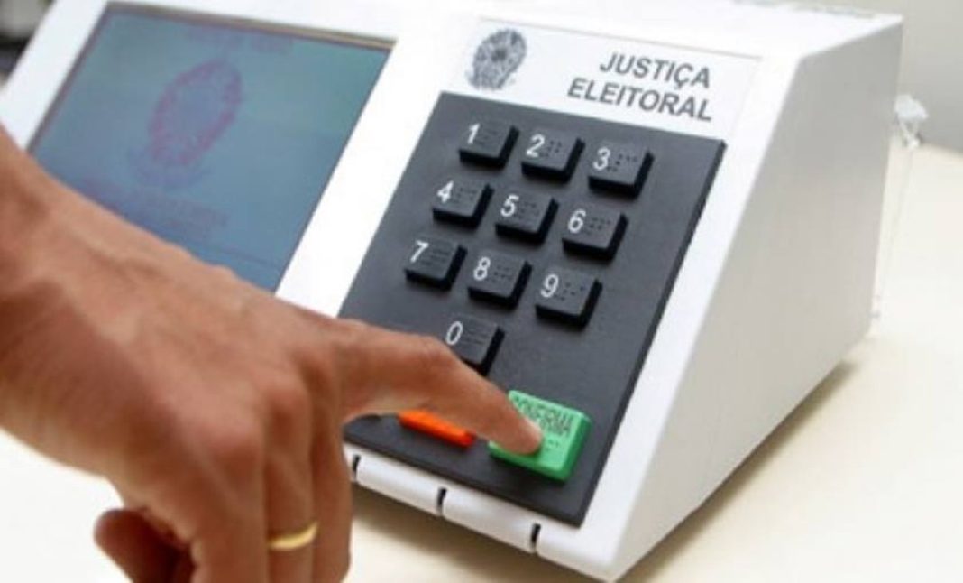 datafolha:-47%-veem-menos-interesse-nas-eleicoes-deste-ano-que-em-2022