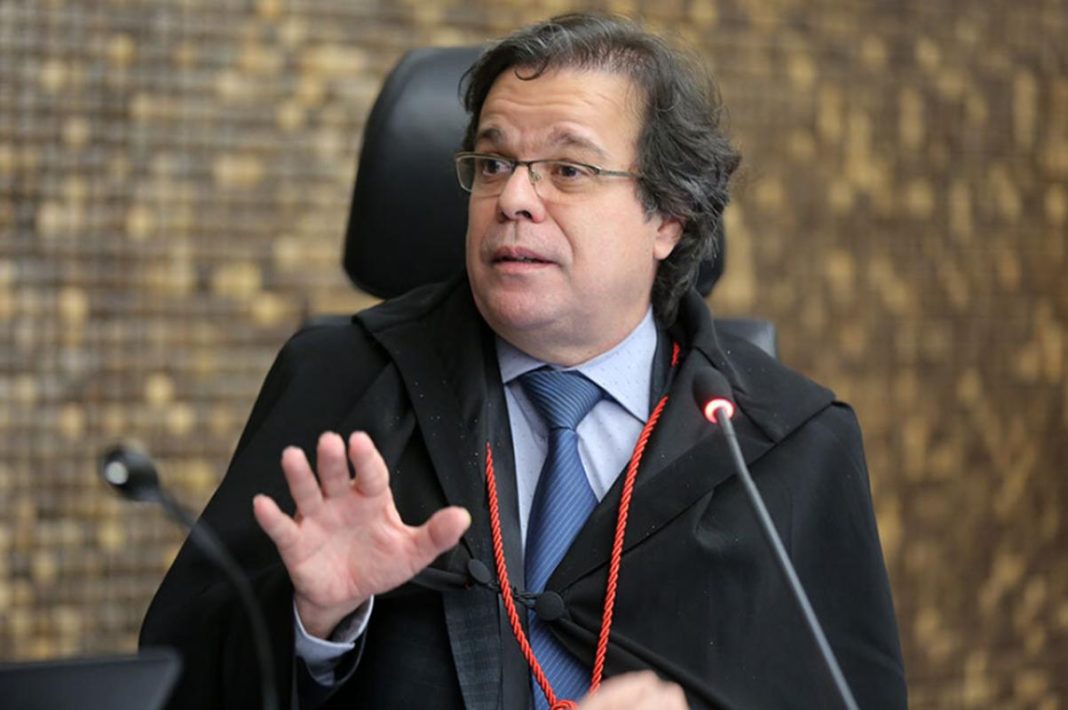 saiba-quem-e-o-desembargador-reconduzido-por-gilmar-mendes-ao-tjal