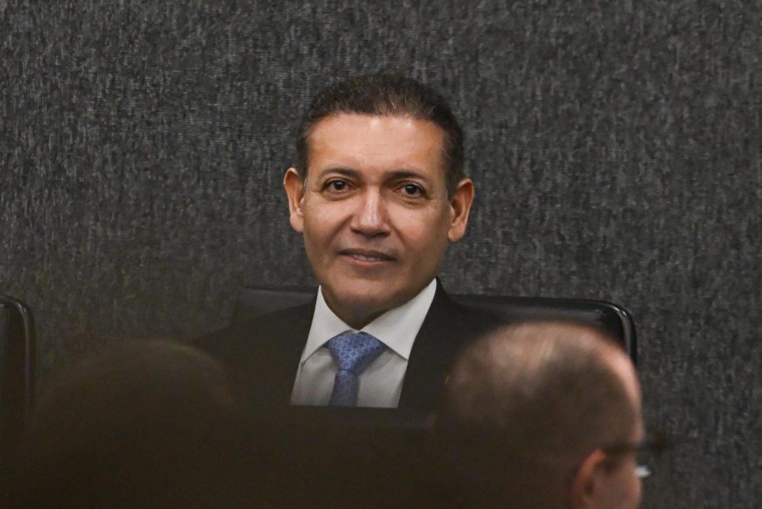 nunes-marques-diz-que-votacao-acontece-com-“pouquissimas”-intercorrencias