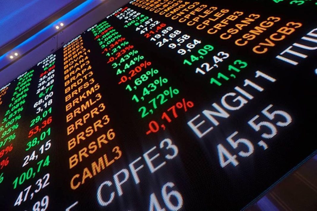 bolsa-dispara-e-passa-dos-207-mil-pontos-embalada-por-resultado-de-1o-turno