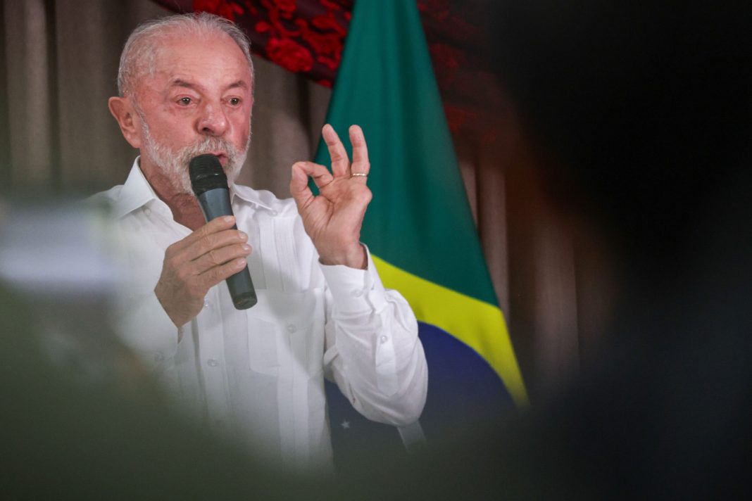 apos-1o-turno,-lula-diz-que-carregou-“nas-costas”-a-“promiscuidade”-no-stf