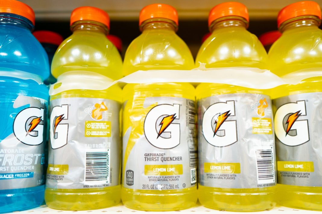 gatorade-recolhe-122-mil-caixas-de-bebida-por-corante-nao-declarado-nos-eua