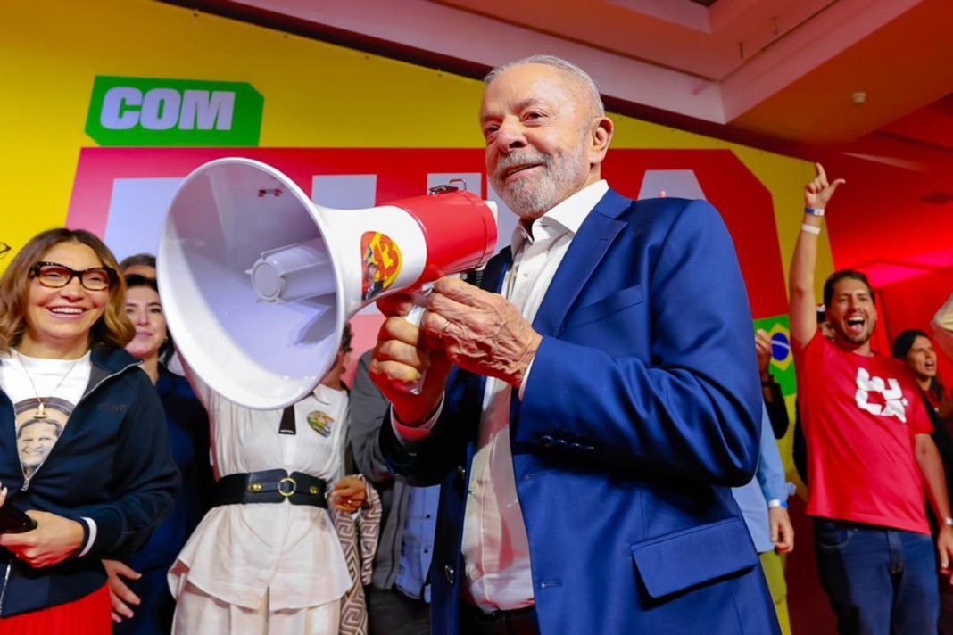 por-virada,-lula-faz-reuniao-com-jovens-eleitos-para-reestruturar-campanha