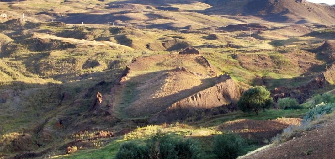por-que-pessoas-ainda-procuram-a-arca-de-noe-em-uma-formacao-rochosa-natural-na-turquia