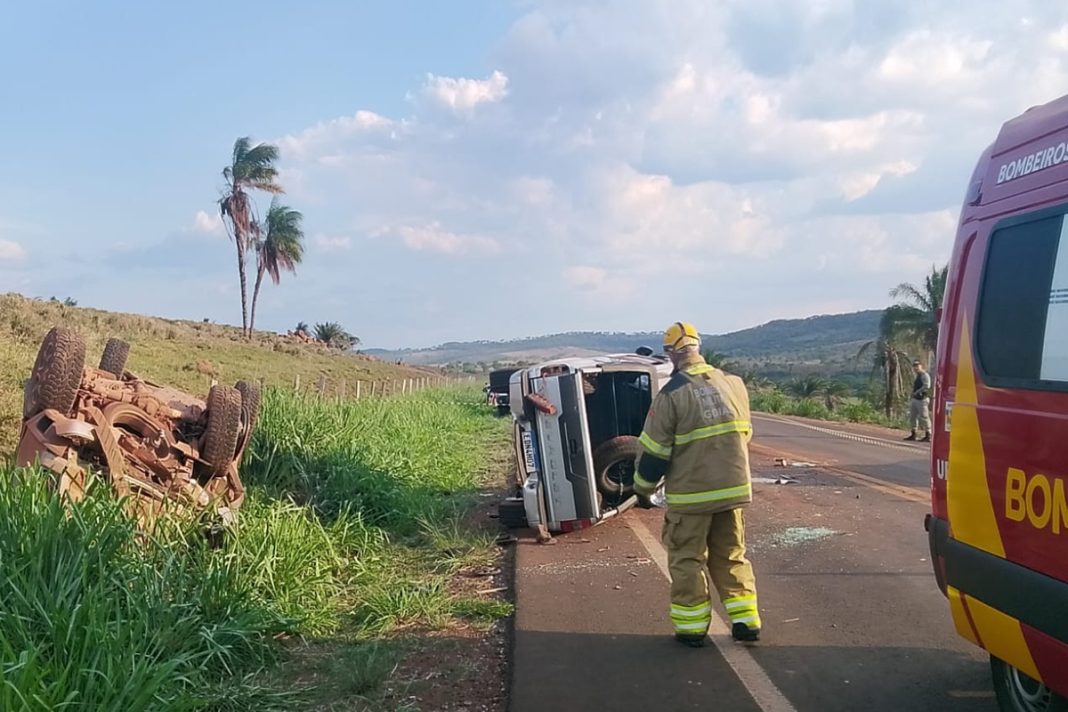 casal-de-idosos-morre-em-acidente-entre-duas-caminhonetes-em-goias