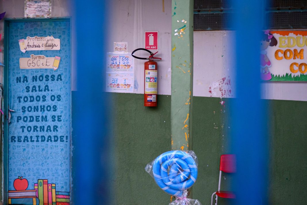 alunos-em-risco:-33-escolas-no-entorno-funcionam-sem-inspecao-dos-bombeiros