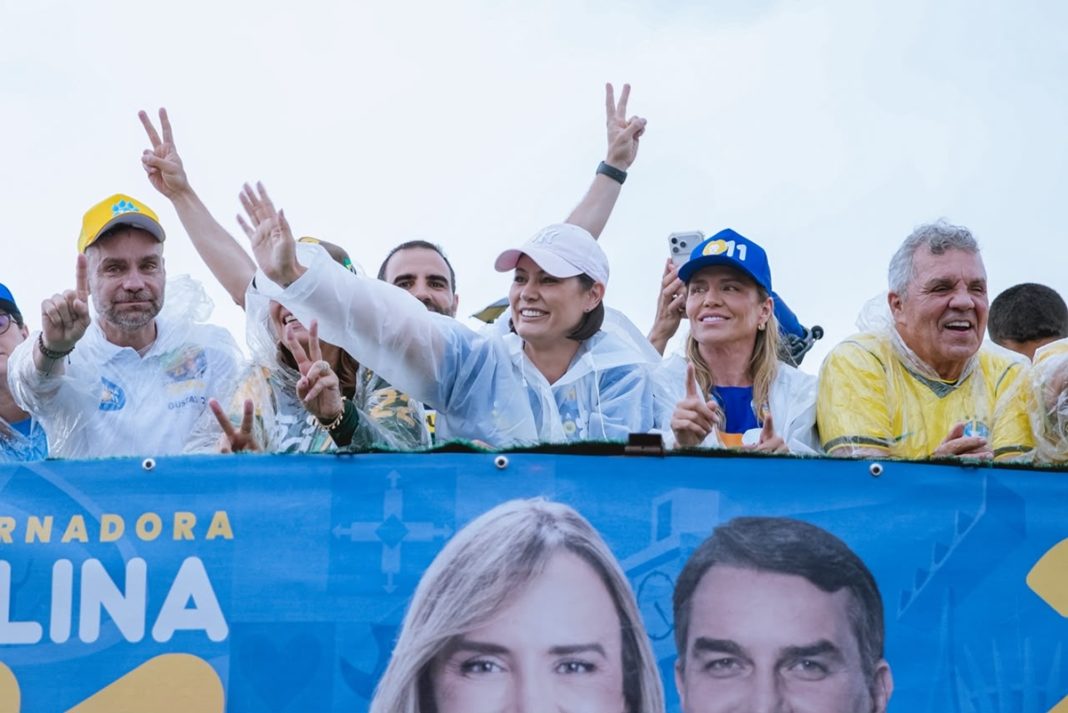 “o-galego-ta-doido-pra-sair”,-diz-michelle-bolsonaro-em-ato-no-df