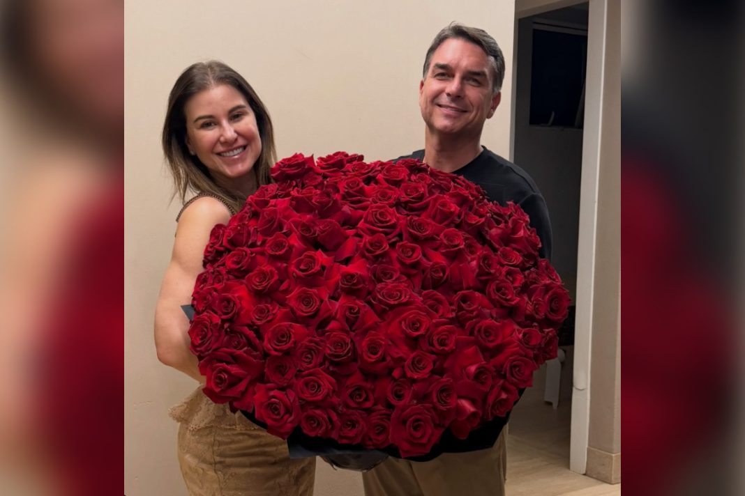 flavio-cancela-participacao-em-live-para-comemorar-aniversario-da-esposa
