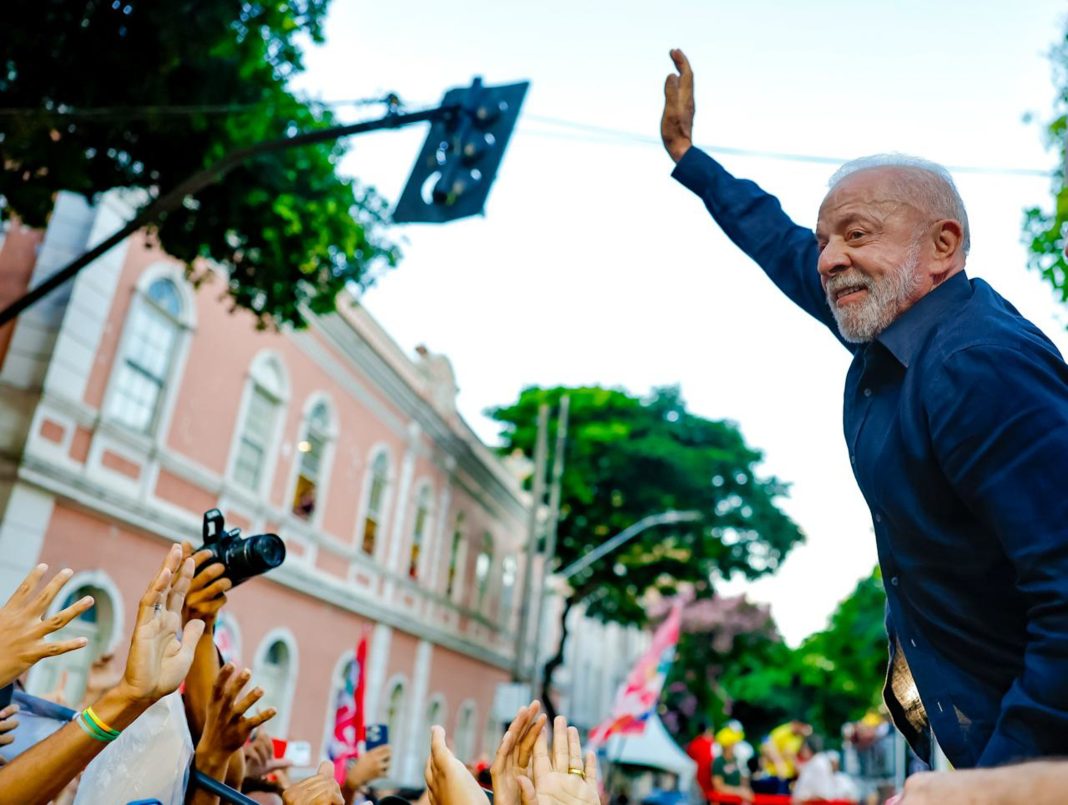lula-vai-focar-propostas-e-caminhadas-no-sudeste-as-vesperas-do-2o-turno