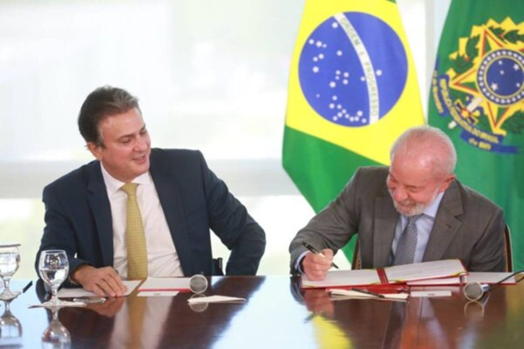 lula-se-reune-com-coordenacao-de-campanha-em-dia-de-debate-da-globo