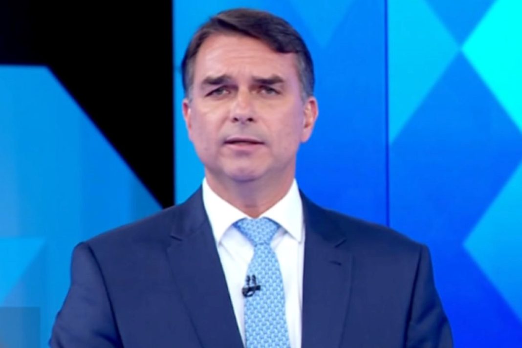 em-debate,-flavio-diz-que-richarlison-“tomou-volta”-do-proprio-empresario