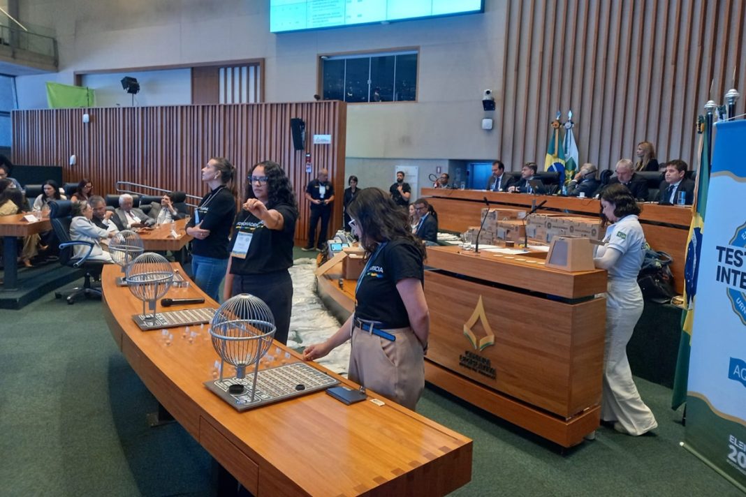 tre-df-sorteia-urnas-que-passarao-pelo-teste-de-integridade-no-2o-turno