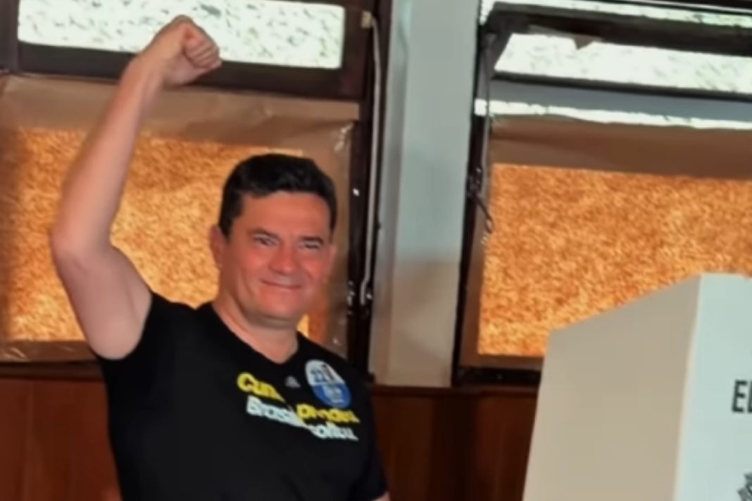 moro-vota-no-2o-turno-e-reforca-apoio-a-flavio:-“um-aliado-no-planalto”