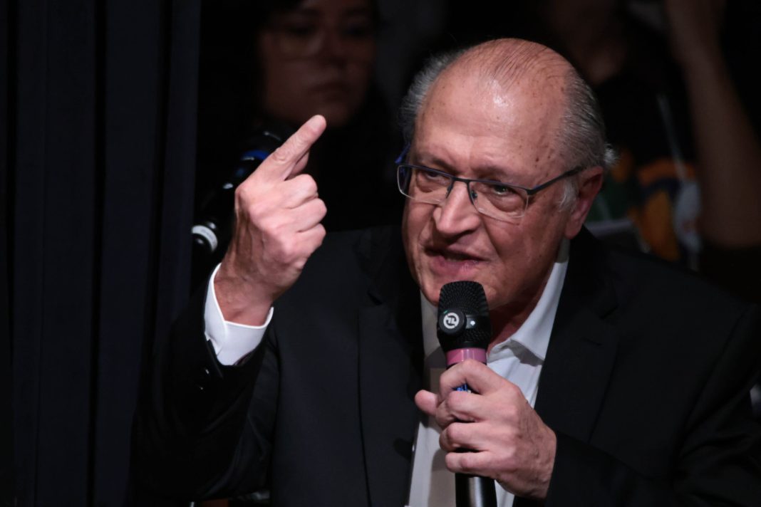 alckmin:-fala-de-trump-sobre-fraude-na-eleicao-e-“totalmente-equivocada”