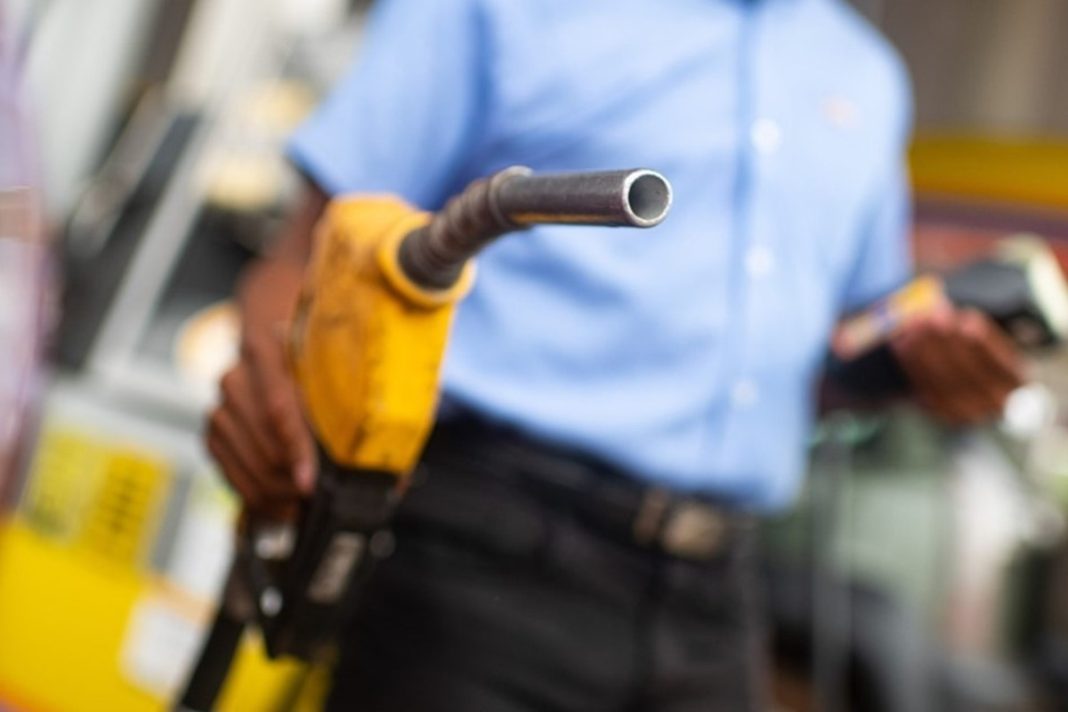 governo-lula-prorroga-subvencao-de-r$-2,12-ao-diesel-por-30-dias