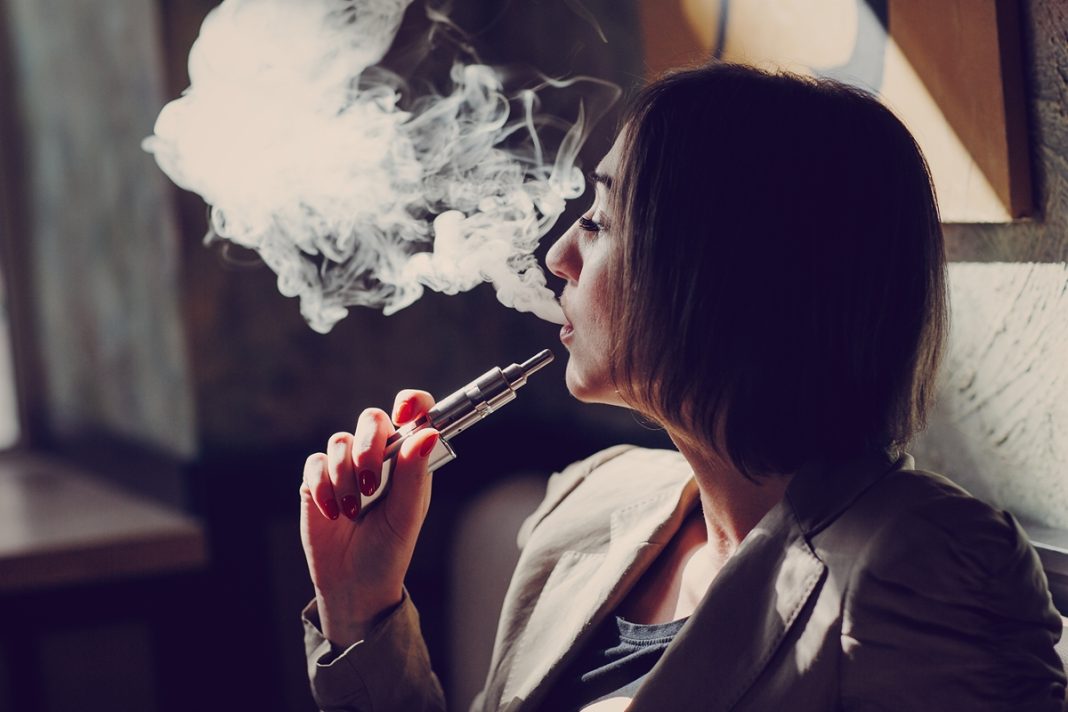 vapes-podem-causar-danos-aos-vasos-sanguineos-e-ao-dna-apos-apenas-um-uso